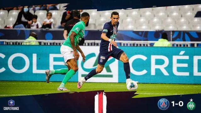  门兴格拉德巴赫精妙配合撕破防线斩获关键三分  